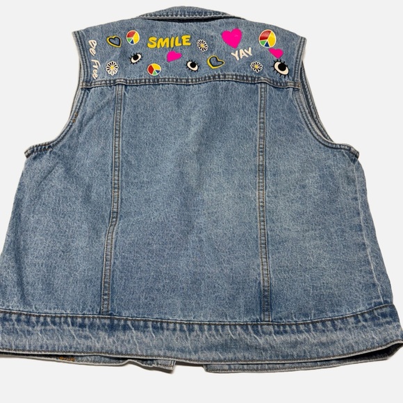 Reserve Fairfax | Groovy Embellished Denim Vest NWT - Picture 3 of 9